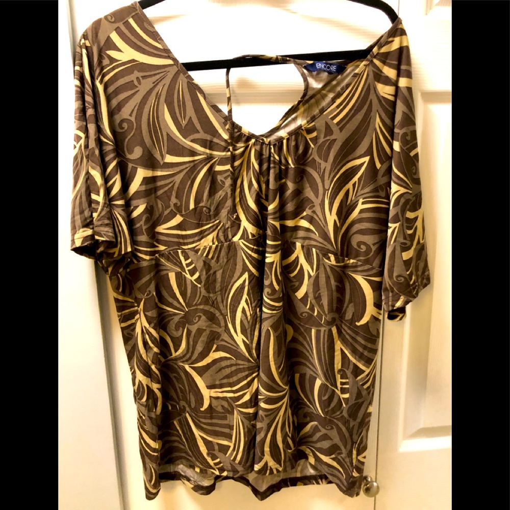 Brown top
